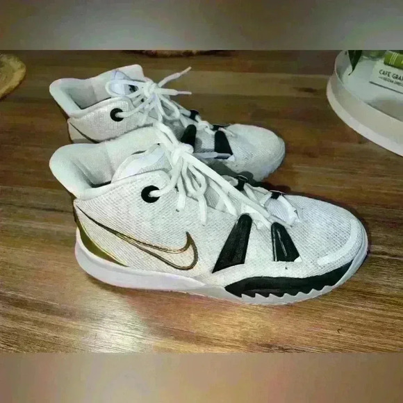 Nike Other - Nike Kyrie 7 GS 'Rings' CT4080-101 Size 5Y